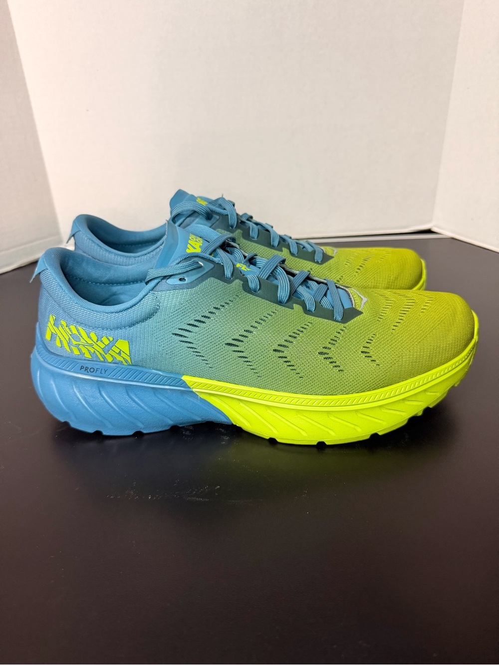 Hoka Mach 5